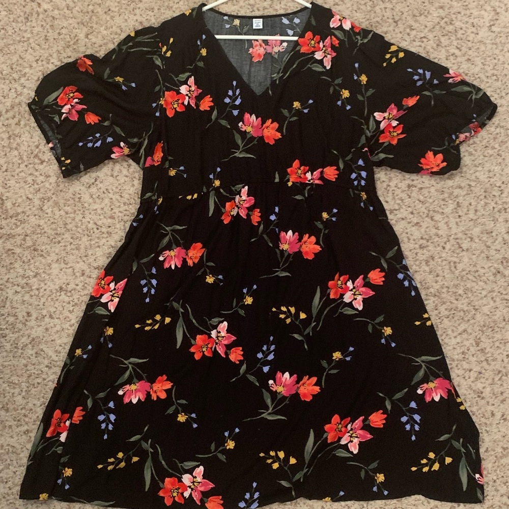 Maternity dress, size XXL